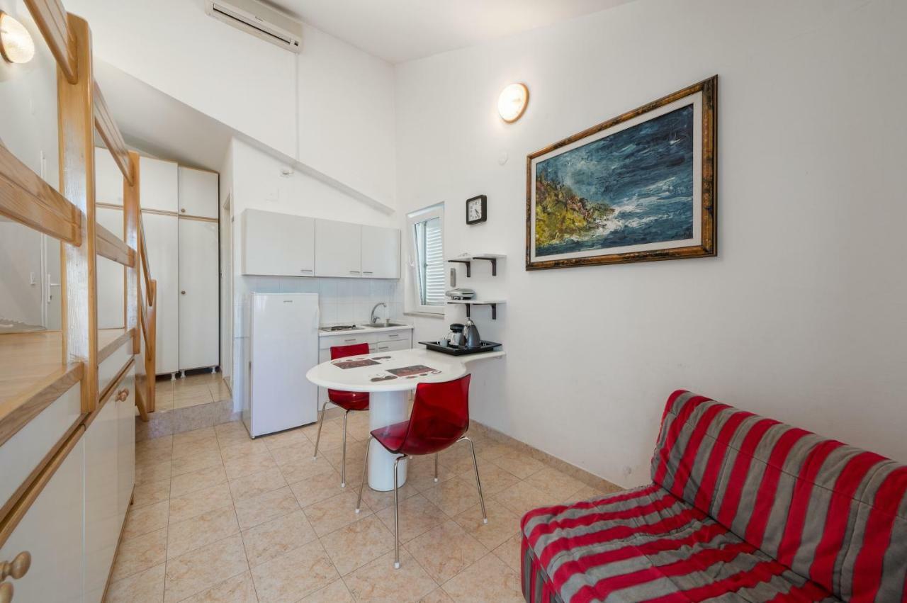 Apartments Rafaj Pula Luaran gambar