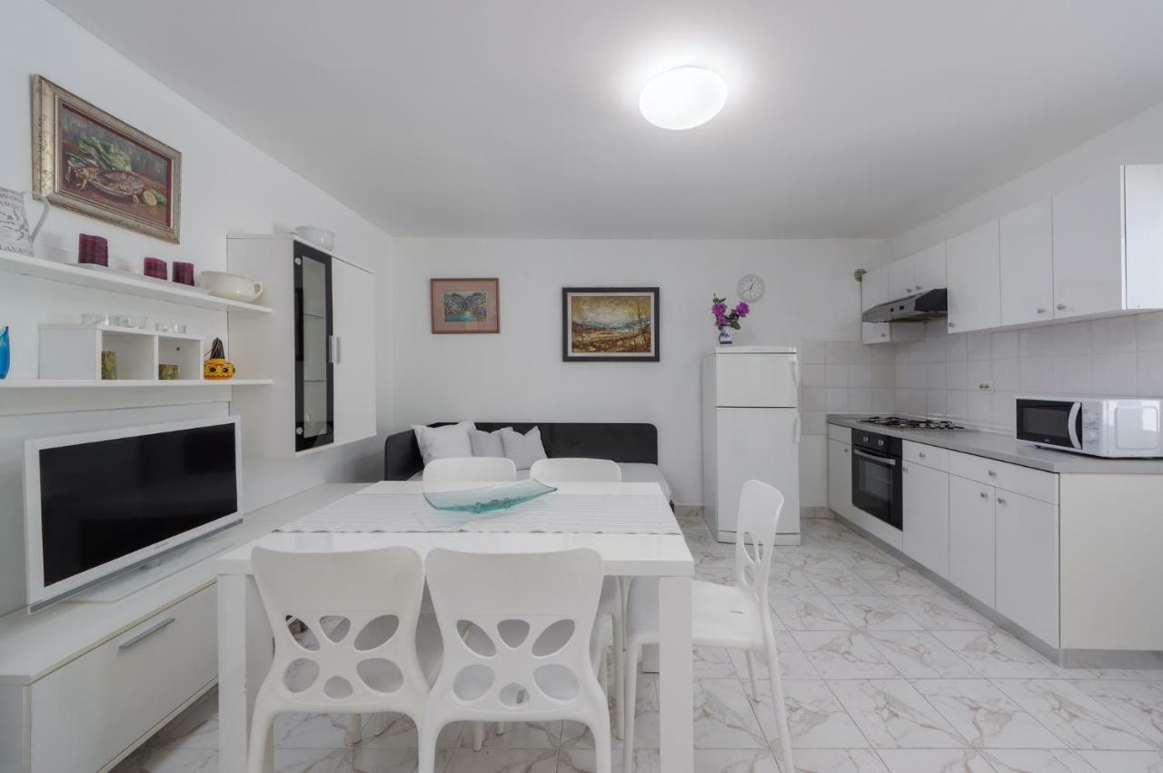Apartments Rafaj Pula Luaran gambar